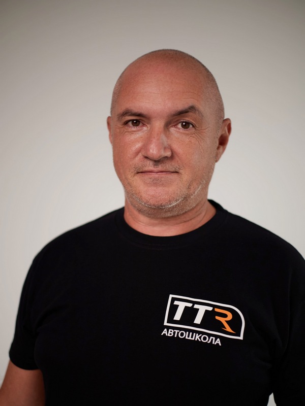 Автоинструктор Губайдуллин Руслан Фатыхович